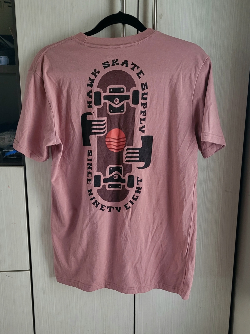 Tony Hawk Men's Skate Tee in Dusty Rose with Black Graphic